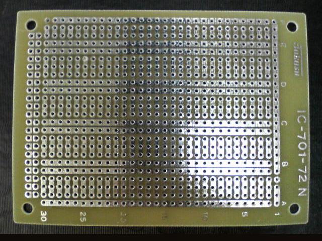 【IC-701-72N】IC用ユニバーサル基板 デジタルパターン 69mm×95mm