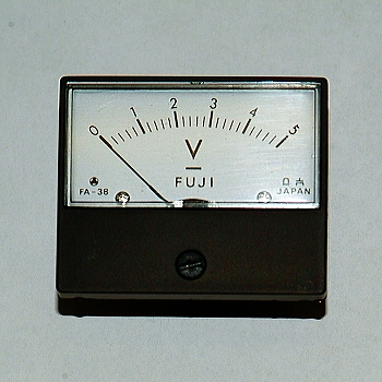 【FA38BDC5V】パネルメーター アナログ電圧計 DC5V
