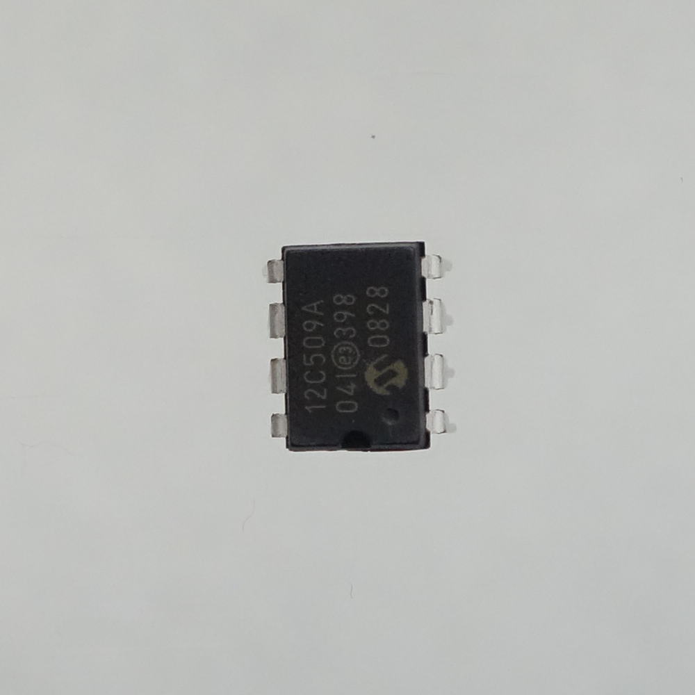Microchip【PIC12C509A-04I/P】