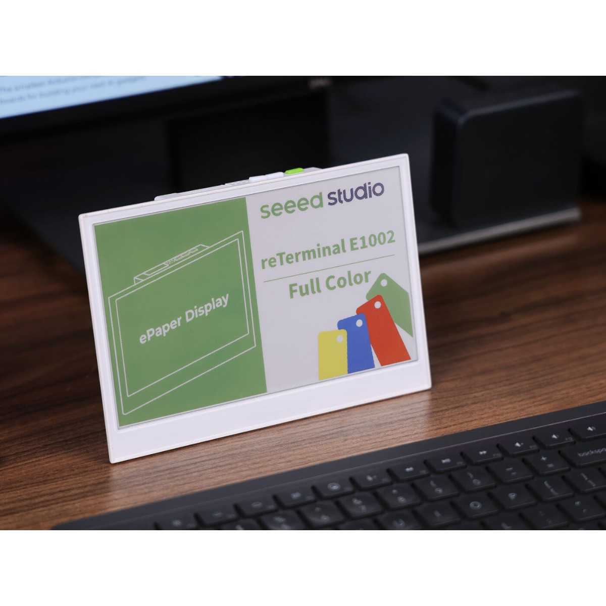 reTerminal E1002 フルカラーePaper Display