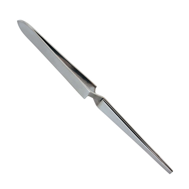 【18421】TWEEZER FLAT BLUNT 6.50"