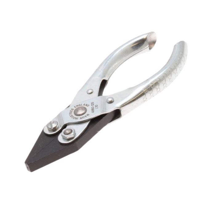 【10757】FLAT NOSE SERRATED PLIERS 5" (12