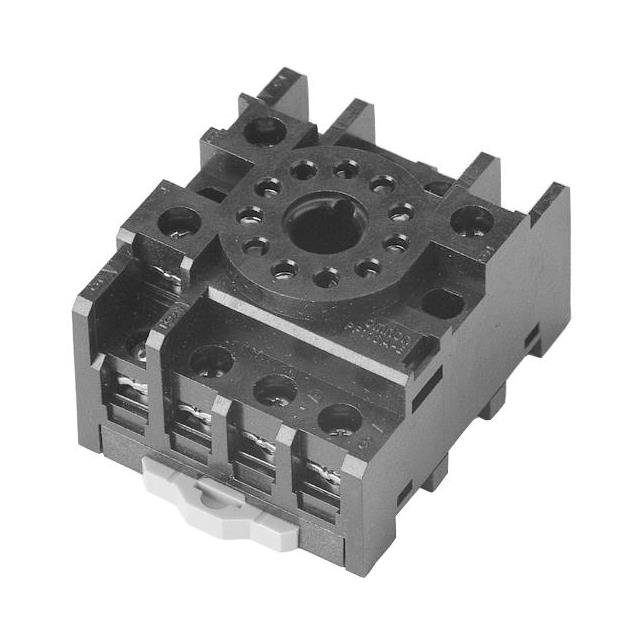 【100-900-001】MOUNTING HARDWARE AND HOLD DOWN