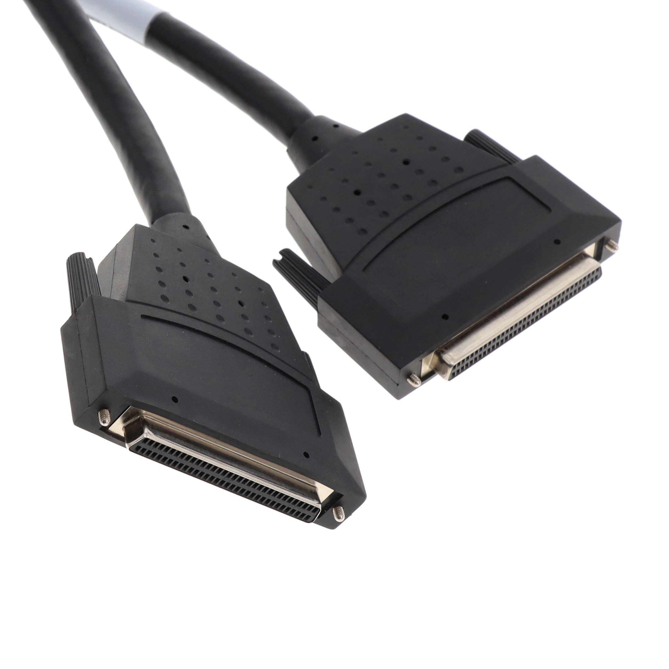 【185262-01】CABLE ASSY SH68-68P