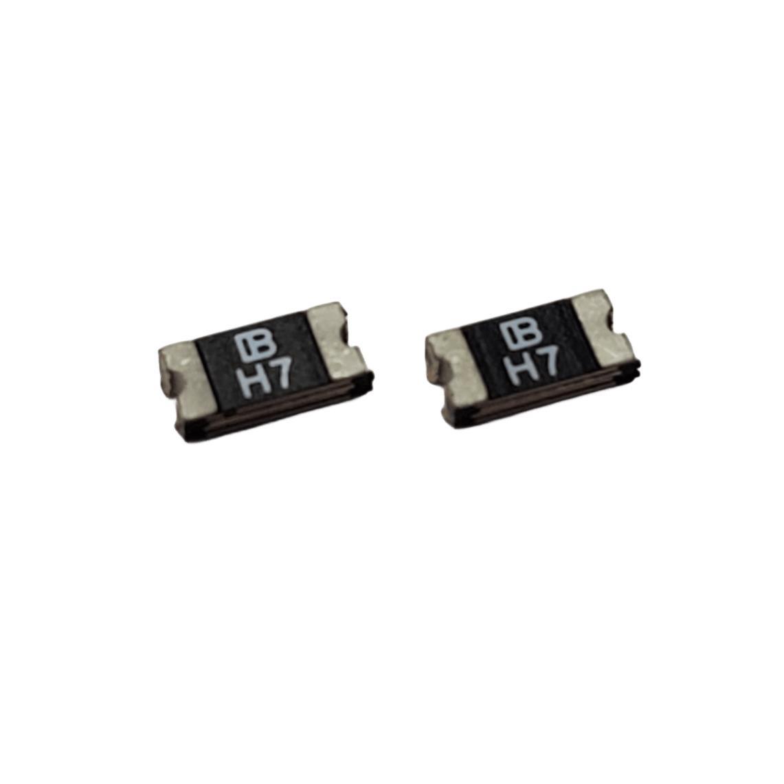 【SMDH1206B030TF】PPTC 1206 24V 0.3A 1.0W [digi-reel品]