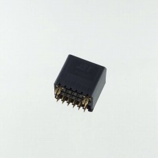 JFAコネクタJ2000シリーズ ヘッダートップ センターロック 2.5mmピッチ