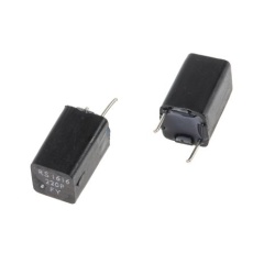 【116-228】ポリスチレン フィルムコンデンサ、63V dc、220pF、±1%