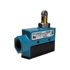 【BZE6-2RQ8】LIMIT SWITCH TOP ROLLER PLUNGER SPDT