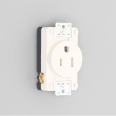 【7110GN-P-IV】平刃形 パネル用コンセント白