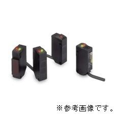 【XS3F-M421-402-R】丸型防水コネクタ