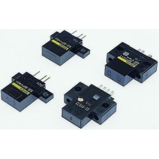 【EE-SPY302-JPN】Omron 光電センサ ブロック形 検出範囲 5 mm