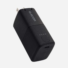 【DE-AC09-5000BK】AC充電器一体モバイルバッテリー（5000mAh/30W/C×1）