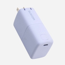 【DE-AC09-5000PU】AC充電器一体モバイルバッテリー（5000mAh/30W/C×1）