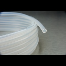 【SPT60L-1-3】ローラーポンプ用シリコーンチューブ(Sani-TechR SPT-60L)1mm×3mm×7.5m SPT60L-1-3
