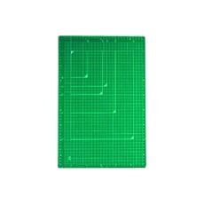 【CS-A3 GR】PLUS 48584)カッターマット A3 GR CS-A3 緑