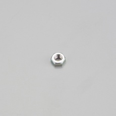 【02337】M2.6ナット(50個入り)
