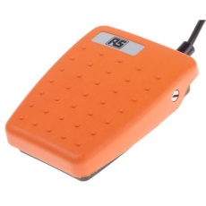 【808-6995】フットスイッチ、SP-CO、モーメンタリ、24V