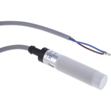 【896-7245】静電容量型 近接センサ 範囲: 8mm 、M18 突出型 、15Hz 、20 → 250 V ac