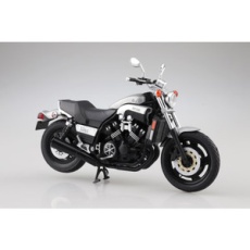 【111864】111864 1/12 完成品バイク Yamaha Vmax ニューシルバーダスト