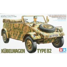 【35213】35213 1/35 MM キューベルワーゲン82型