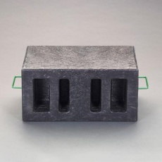 【EA993DS-76】300x300x600mm 樹脂製角材(両取手付)