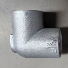 【EA948TF-82A】M20 キャスター取付用金具(160kgタイプ/L型)