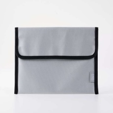 【BMA-MBP01LGY】難燃ポーチ/折り込みタイプ/ポケット付属/Lサイズ/グレー