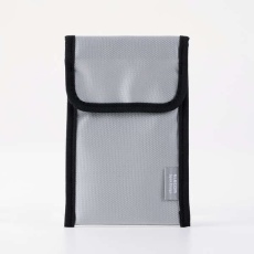 【BMA-MBP01MGY】難燃ポーチ/折り込みタイプ/ポケット付属/Mサイズ/グレー