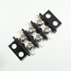 【ML-1765-3P】中継用ねじ式端子台 M3.5なべ小ねじ 11mmピッチ 2列 15A 250V 3極 はんだ付けラグ付き