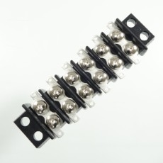 【ML-1765-6P】中継用ねじ式端子台 M3.5なべ小ねじ 11mmピッチ 2列 15A 250V 6極 はんだ付けラグ付き