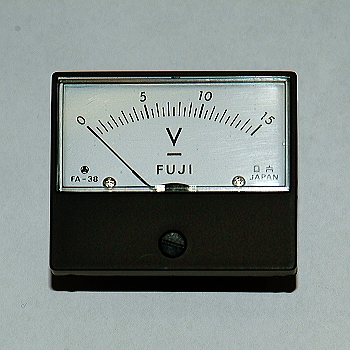 【FA38BDC15V】パネルメーター アナログ電圧計 DC15V