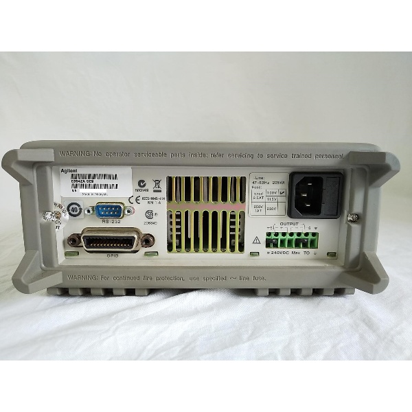 【中古】プログラマブルDC電源(50Wシングル)【E3642A(USED0001)】