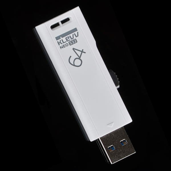 USBフラッシュメモリUSB3.2対応、GB KGUSB4 S3 ESSENCORE製