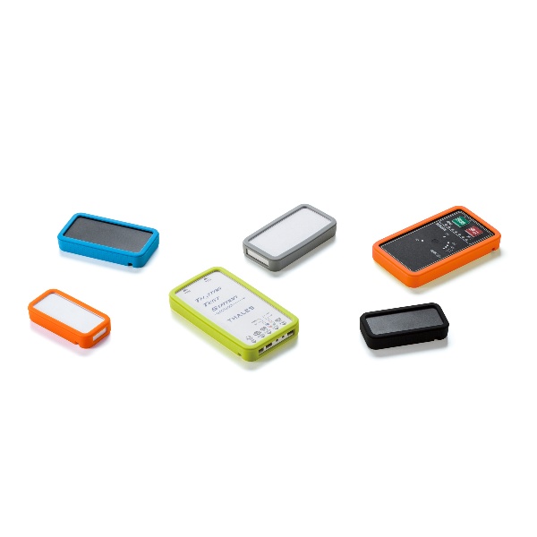 CSS型シリコンカバー付プラスチックケース(本体：ブラック/カバー：オレンジ)(開口あり)【CSS115-OP-BO】