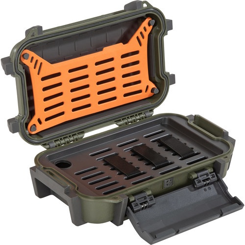 PELICAN Ruck Case R40 ODグリーン【R40-OD】