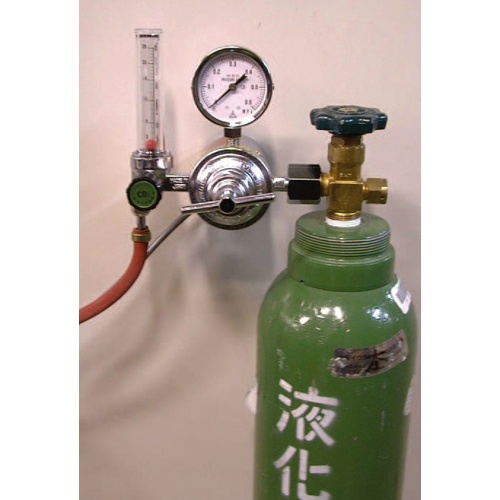 炭酸ガス調整器(溶接ヒーター付)【EA316EB】