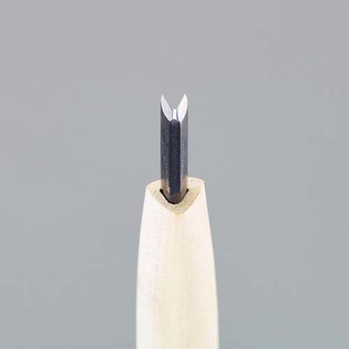 1.5mm 彫刻刀(安来鋼/底丸三角型)【EA588MX-1.5】