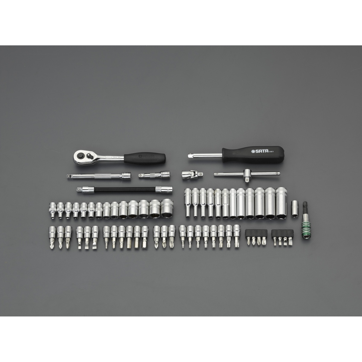 1/4’’DR ソケットレンチセット(トレー入り)【EA687YA-2】