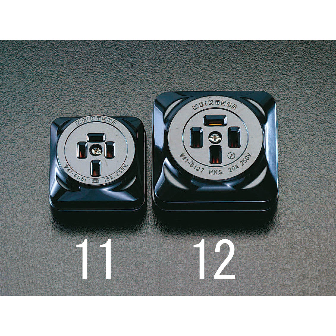 250V/15A 接地角型コンセント(接地3P)【EA940CL-11】