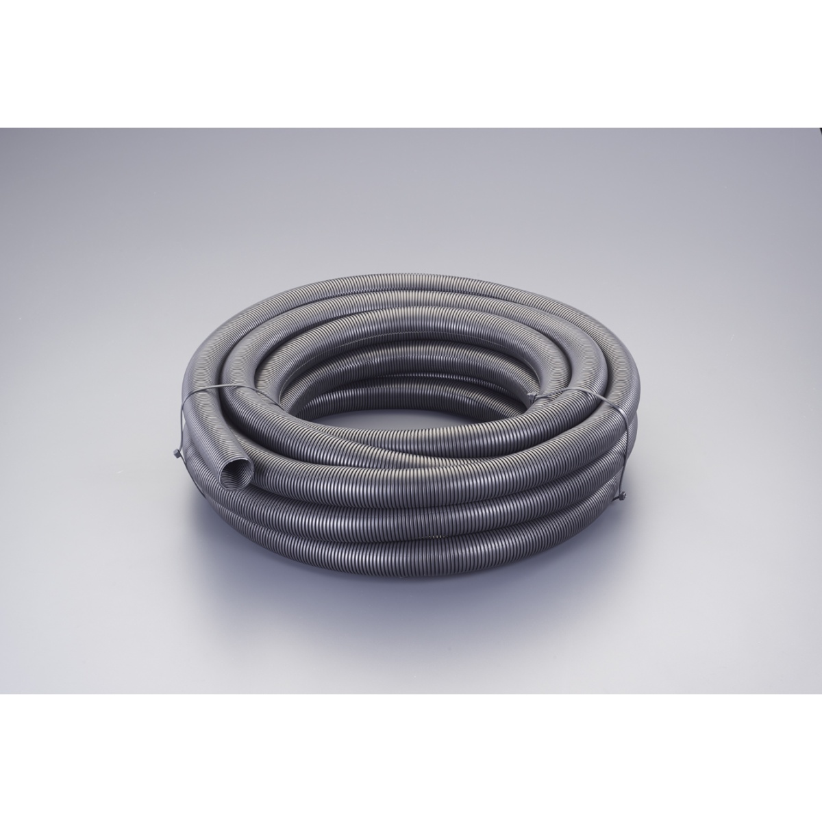 24mm×10m コルゲートチューブ(黒/屋外用)【EA944BV-824】