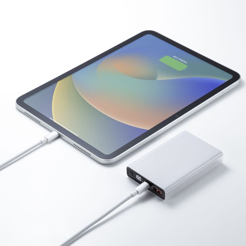 モバイルバッテリー(10000mAh.PD20W.ホワイト)【BTL-RDC27W】