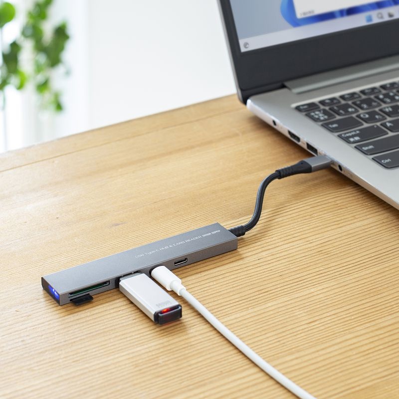 USB 5Gbps 3ポート スリム ハブ(カードリーダー付き・Type-C接続)【USB-3TCHC22MS】