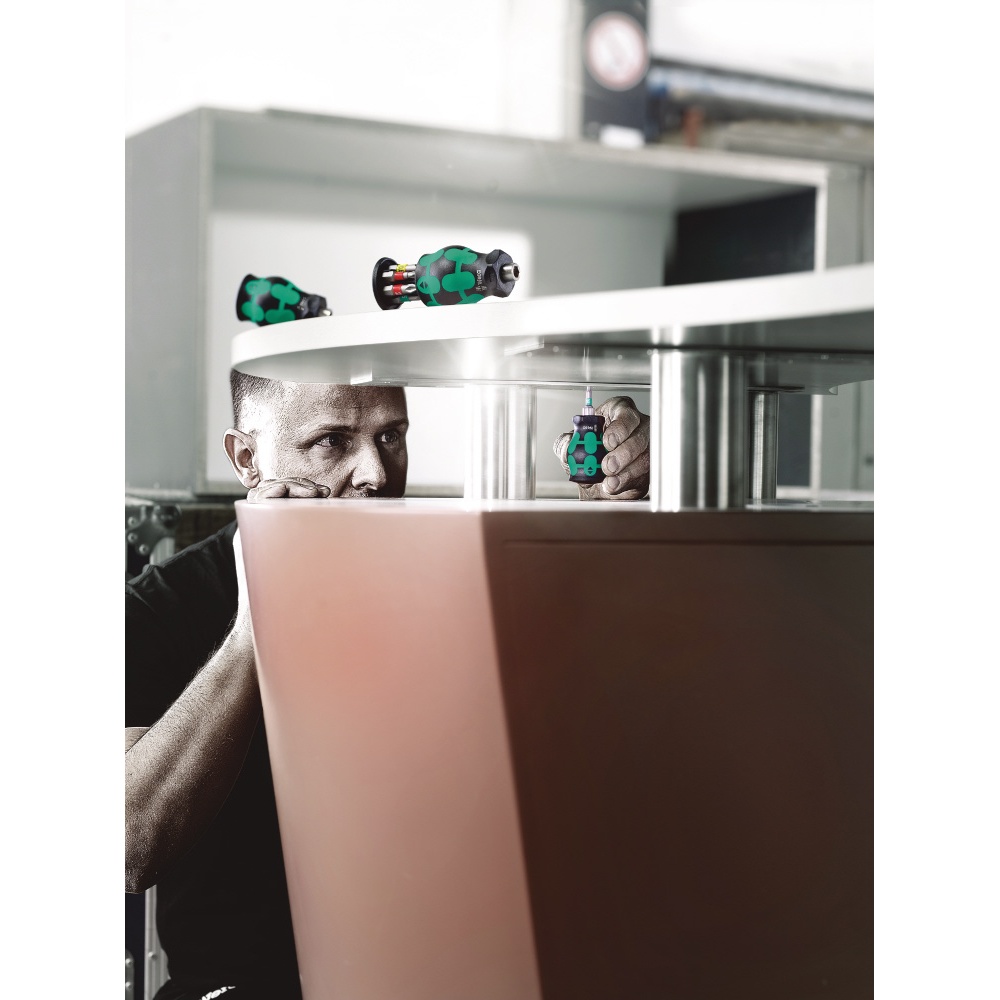 スタビー型ビットセット付ドライバー ビット6個内臓【008874】