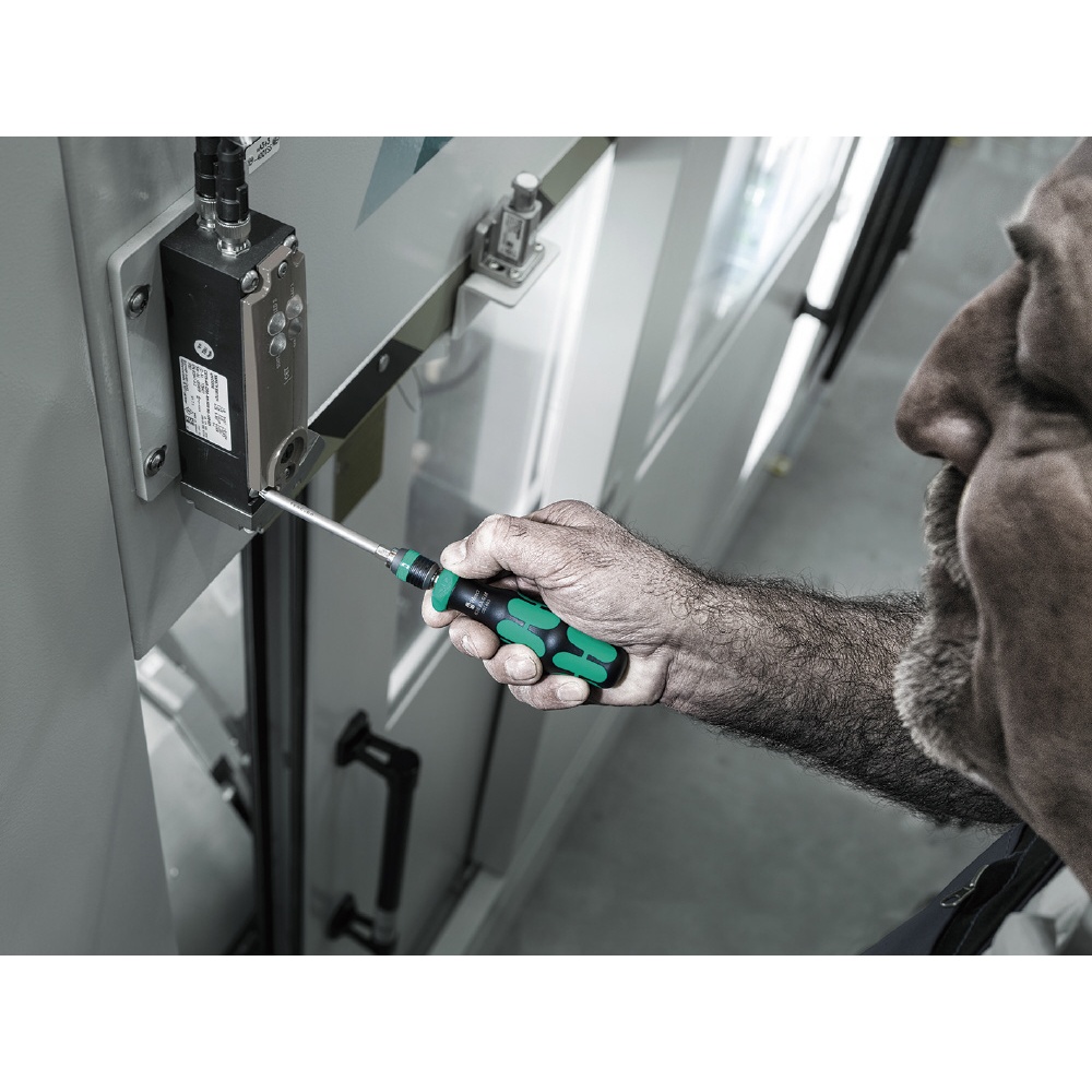 WERA ヴェラ 手動 工作機械用 15点組 1/4HEX ビットラチェットドライバーセット テキスタイルボックス入り【051066】