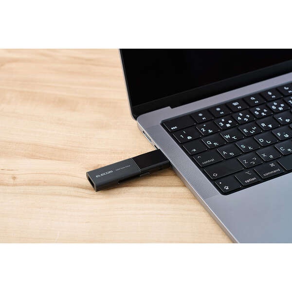 USB Type-C(TM)/USB-Aコネクター対応外付ケポータブルSSD【ESD-EWB0500GBKR】