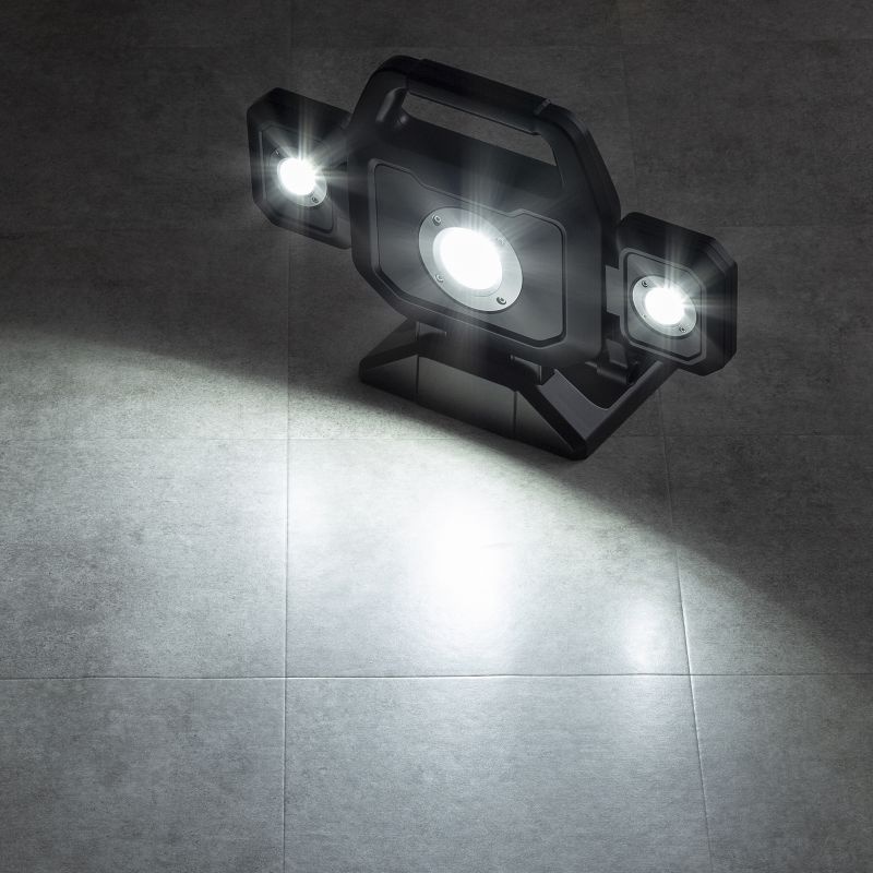 高輝度LED投光器(充電式)【LED-FL1BK】