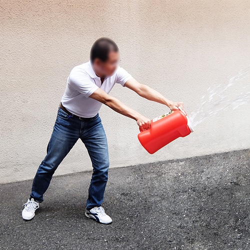 緑十字 防災用品 消火投水 8L(レッド)【380314】