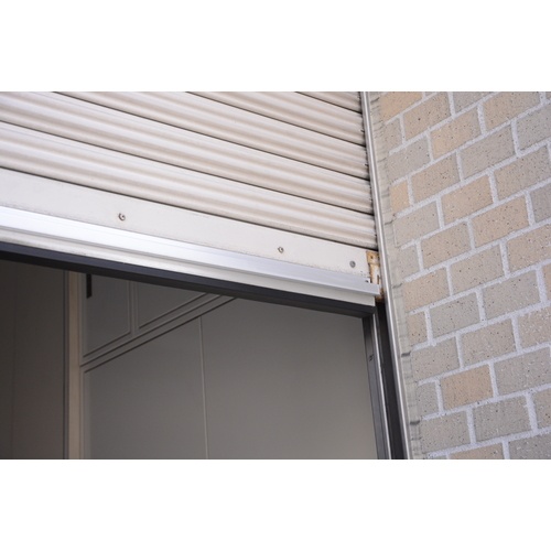 光 シャッター用気密材粘着テープ付20×50×6000mm【SYEP20-5060】