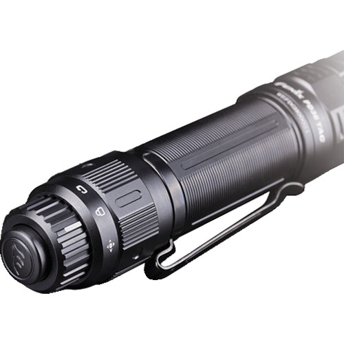 FENIX 充電式LEDライト【PD36TAC】