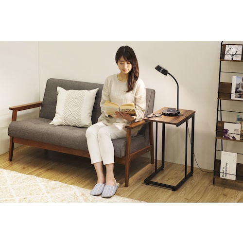 IRIS 537199 LEDデスクライト Qi充電シリーズ 平置きタイプ 調光・調色 ブラック【LDL-QFDL-B】